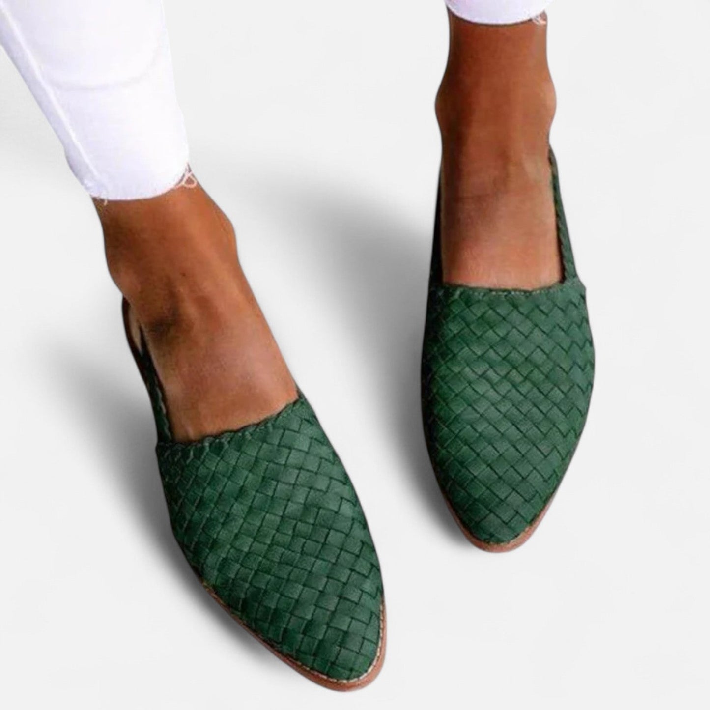 Auvier | Women’s Handmade Sandals – Timelessness and Authentic Craftsmanship