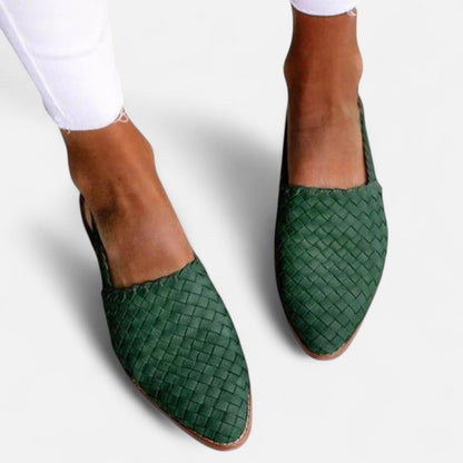 Auvier | Women’s Handmade Sandals – Timelessness and Authentic Craftsmanship