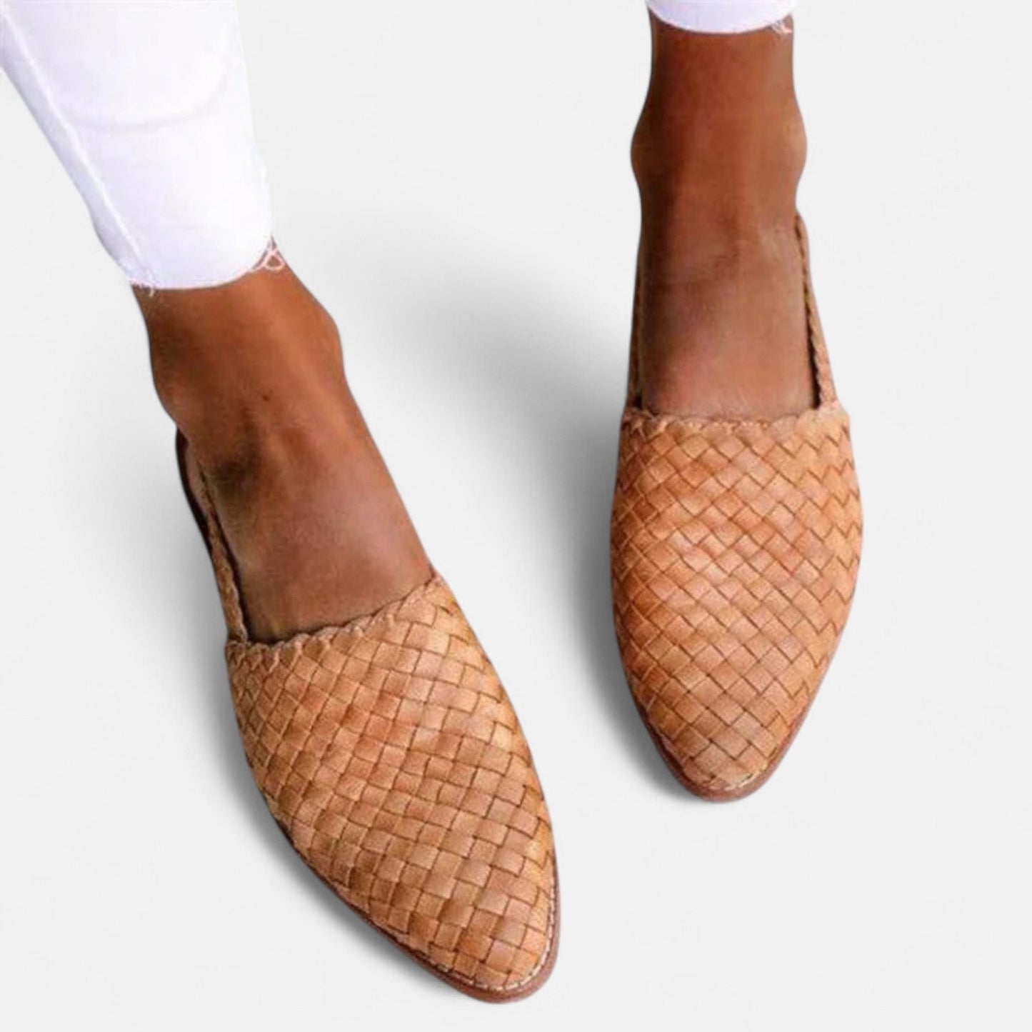 Auvier | Women’s Handmade Sandals – Timelessness and Authentic Craftsmanship