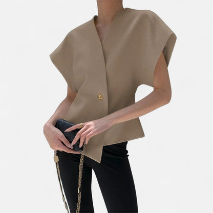 Auvier | Elegant Shirts for Women – Refined Lines, Exceptional Finishes